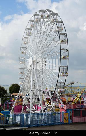 Riesenrad auf dem Peter Pan Playground in Southend-on-Sea. Stockfoto