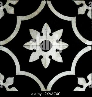 Klassische Keramikfliesen in einem Haus von Puertollano Stockfoto