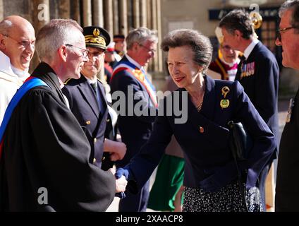Die Prinzessin Royal, Präsidentin der Commonwealth war Graves Commission, trifft zu den jährlichen Gedenkfeiern der Commonwealth war Graves Commission in der Bayeux Cathedral in Bayeux, Frankreich, während der Veranstaltungen zum 80. Jahrestag des D-Day ein. Bilddatum: Mittwoch, 5. Juni 2024. Stockfoto