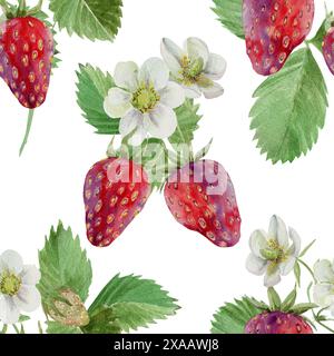 Reife Erdbeeren mit Blumen und Laub, nahtloses Muster, gezeichnet in Aquarell für die Gestaltung von Stockfoto