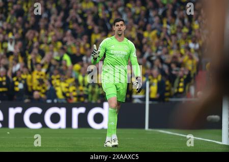 Thibaut Courtois (Real Madrid) beim UEFA Champions League-Finale zwischen Borussia Dortmund und Real Madrid im Wembley Stadium, London am Samstag, 1. Juni 2024. (Foto: Pat Isaacs | MI News) Credit: MI News & Sport /Alamy Live News Stockfoto