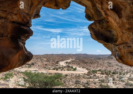 Ausblick aus dem Rock-Gemälde von Laas Geel in der Nähe von Hargeisa, Somaliland, Somalia, Afrika Stockfoto