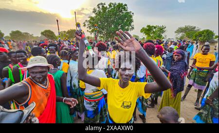 Traditionelle Dinka-Hochzeit, Bor, Zentralregion, Südsudan, Afrika Stockfoto