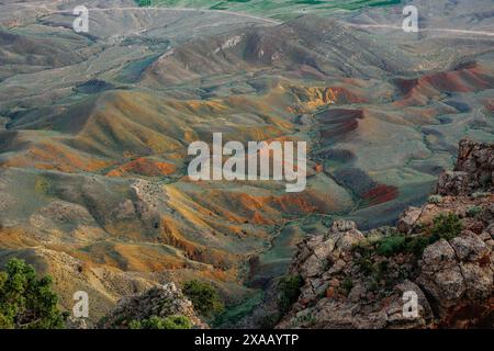 Wandern in Vayots Dzor, bekannt für seine roten Berge, Armenien (Hayastan), Kaukasus, Zentralasien, Asien Stockfoto