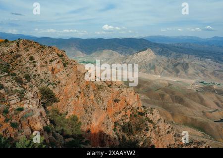 Wandern in Vayots Dzor, bekannt für seine roten Berge, Armenien (Hayastan), Kaukasus, Zentralasien, Asien Stockfoto