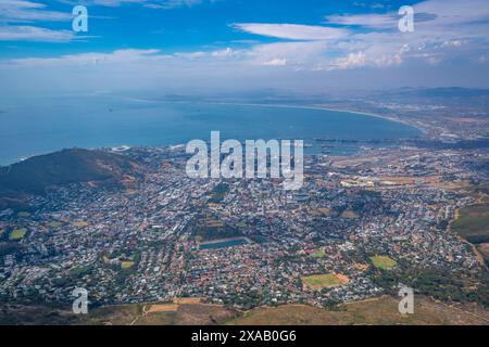 Blick auf Kapstadt vom Tafelberg, Kapstadt, Westkap, Südafrika, Afrika Stockfoto