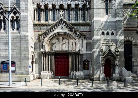 Der Eingang zu St. Annes, Church, Dawson Street, Dublin, Irland. Stockfoto