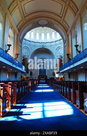 Das Innere der Naval Academy Chapel an der United States Naval Academy in Annapolis Maryland ist in der klassischen Architektur von Kirchen gestaltet Stockfoto