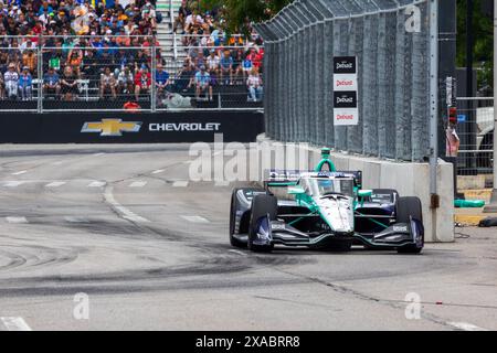 2. Juni 2024: Andretti Global Pilot Marcus Ericsson (28) fährt während des Chevrolet Detroit Grand Prix. Die NTT IndyCar Series veranstaltet den Chevrolet Grand Prix in den Straßen der Innenstadt von Detroit, Michigan. (Jonathan Tenca/CSM) Stockfoto