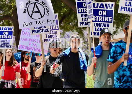 Peking, China. Juni 2024. Akademische Arbeiter protestieren am 5. Juni 2024 an der University of California (UC), Irvine im Orange County, Kalifornien, USA. Akademische Mitarbeiter der University of California (UC), Irvine, haben ihren Job am Mittwoch verlassen und sich ihren Kollegen an anderen Standorten des UC-Systems angeschlossen, um als Reaktion auf den Umgang der Universität mit propalästinensischen Protesten zu streiken. Quelle: Xinhua/Alamy Live News Stockfoto