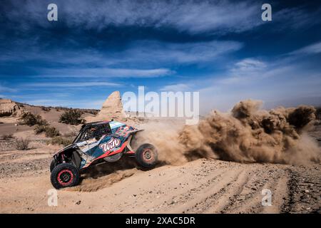 San Juan, Argentinien. Juni 2024. 302 CAVIGLIASSO Nicolas (ARG), PERTEGARINI Valentina (ARG), Taurus B.V., Taurus T3 Max, FIA W2RC, Challenger, Action während der dritten Phase der Desafio Ruta 2024 40, am 5. Juni 2024 in San Juan, Argentinien - Foto EdoBauer Photography/DPPI Credit: DPPI Media/Alamy Live News Stockfoto