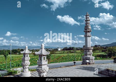 Der Eingang des Chongsheng Tempels in Dali, Yunnan, China. Stockfoto