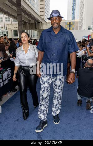 MIAMI, FLORIDA - 5. JUNI: Mariona Bosca und Alonzo Mourning nehmen am 5. Juni 2024 an der Miami Screening von Bad Boys: Ride or die Teil. (Foto: Alberto E. Tamargo/SIPA USA) Stockfoto