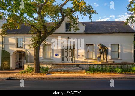 Blick auf weiß getünchte Architektur, Stellenbosch Central, Stellenbosch, Westkap, Südafrika, Afrika Copyright: FrankxFell 844-33737 Stockfoto