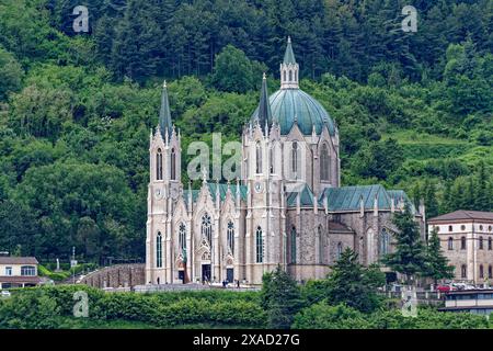 Die Wallfahrtskirche Santuario della Madonna Addolorata in Castelpetroso bei Isernia in der Region Molise. Italien, Südeuropa Stockfoto