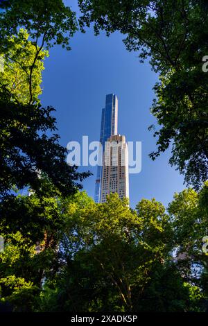 Blick auf das One Vanderbilt Gebäude, Manhattan vom Cantral Park aus gesehen. New York, USA. Stockfoto