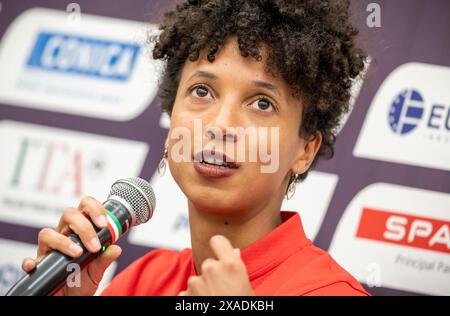 Rom, Italien. Juni 2024. Leichtathletik: Vor dem Start der Europameisterschaft; Pressekonferenz des Europäischen Leichtathletikverbandes: Malaika Mihambo, Deutschland, Weitsprung, Frauen. Quelle: Michael Kappeler/dpa/Alamy Live News Stockfoto