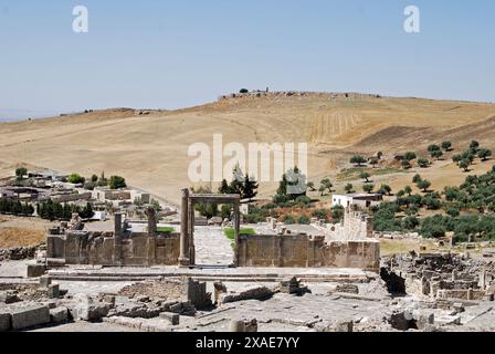 Römische Dougga oder Thugga, antike römische Stadt, Teboursouk, Beja Governorate, Tunesien Stockfoto