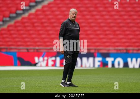 London, Großbritannien. Juni 2024. Island Head Coach Age Hareide während des Trainings der isländischen Fußballnationalmannschaft vor dem Freundschaftsspiel gegen England im Wembley Stadium, London, Großbritannien am 6. Juni 2024 Credit: Every Second Media/Alamy Live News Stockfoto