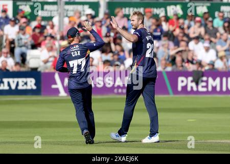 Paul Walter von Essex feiert den Sieg über Josh de Caires während Essex Eagles vs Middlesex, Vitality Blast T20 Cricket im Cloud County G Stockfoto