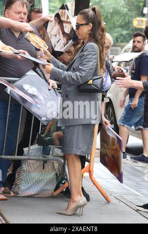Juni 2024 Jessica Alba auf The View, um über ihren neuen Netflix-Film Tigger Warnimg in New York zu sprechen. Juni 2024 RW/Mediapunch Stockfoto