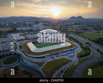 Ljubljana Stozice, Slowenien - 19. Juni 2023: Fußballstadion und Arena, Luftaufnahme Stockfoto