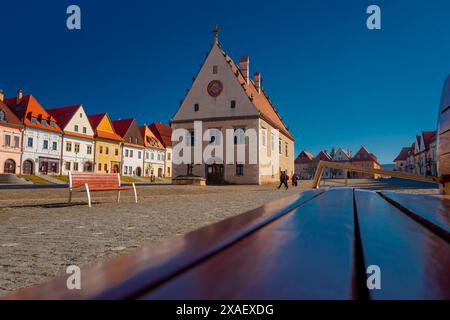 11. März 2022 gotische Basilika St. Giles, Rathausplatz in Bardejov, Slowakei Stockfoto