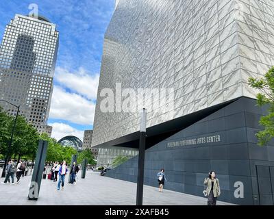 Perelman Performing Arts Center, Außenansicht des Gebäudes, New York City, New York, USA Stockfoto
