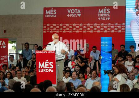 Barcelona, Spanien. Juni 2024. Die PSC veranstaltet die zentrale Wahlkampfkundgebung unter der Anwesenheit von Pedro Sánchez und Josep Borrell, mit einem Pavillon, der bis zum Rand gefüllt ist und mit Siegesgeist nach dem Sieg der katalanischen Wahlen gefüllt ist. El PSC celebra el mitin Central de Campaña con la presencia de Pedro Sánchez y Josep Borrell, con un Pabellón lleno a rebosar y con ánimos de victoria tras ganar las elecciones catalanas. Im Bild: josep borrell News Politics -Barcelona, Spanien donnerstag, 6. juni 2024 (Foto: Eric Renom/LaPresse) Credit: LaPresse/Alamy Live News Stockfoto