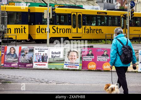 Wahl zum 10. Europäisches Parlament - 9. Juni 2024, Europawahl. Wahlplakat der Spaßpartei DIE PIRATEN. // 06.06.2024: Stuttgart, Baden-Württemberg, Deutschland, Europa *** Wahl zum 10. Europaparlament am 9. Juni 2024, Europawahlplakat der Spaßpartei DIE PIRATEN 06 06 2024 Stuttgart, Baden Württemberg, Deutschland, Europa Stockfoto