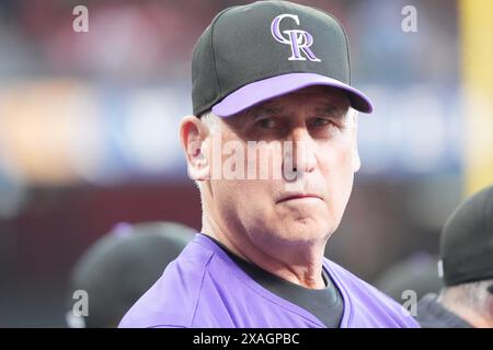 St. Louis, Usa. Juni 2024. Bub Black, Manager der Colorado Rockies, blickt auf die Tribüne während eines Spiels gegen die St. Louis Cardinals am Donnerstag, den 6. Juni 2024, im Busch Stadium in St. Louis. Foto: Bill Greenblatt/UPI Credit: UPI/Alamy Live News Stockfoto