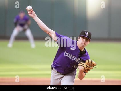 St. Louis, Usa. Juni 2024. Cal Quantrill, der den Startkrug der Colorado Rockies startet, liefert am Donnerstag, den 6. Juni 2024, im dritten Inning im Busch Stadium in St. Louis einen Pitch an die St. Louis Cardinals. Foto: Bill Greenblatt/UPI Credit: UPI/Alamy Live News Stockfoto