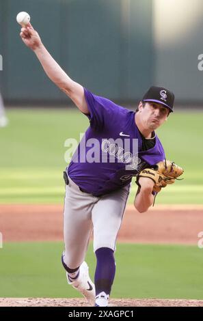 St. Louis, Usa. Juni 2024. Cal Quantrill, der den Startkrug der Colorado Rockies startet, liefert am Donnerstag, den 6. Juni 2024, im dritten Inning im Busch Stadium in St. Louis einen Pitch an die St. Louis Cardinals. Foto: Bill Greenblatt/UPI Credit: UPI/Alamy Live News Stockfoto