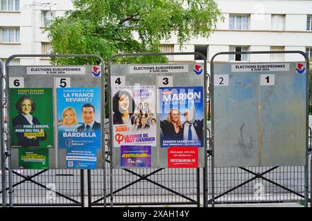 PARIS, FRANKREICH – 2. JUN 2024 – Ansicht der Wahlplakate für die Europawahlen 2024 zum Europäischen Parlament in Frankreich und darüber hinaus Stockfoto