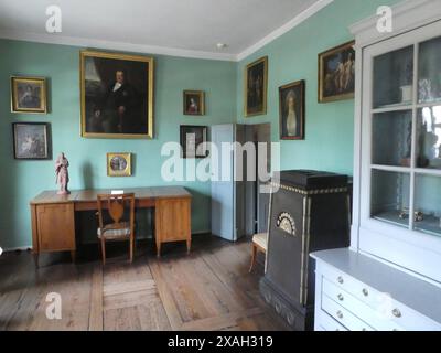 Goethehaus in Weimar in diesem Haus am Frauenplan lebte Johann Wolfgang von Goethe 50 Jahre lang bis zu seinem Tod im Jahre 1832. *** Goethe-Haus in Weimar Johann Wolfgang von Goethe lebte in diesem Haus nach dem Frauenplan 50 Jahre bis zu seinem Tod 1832 Copyright: XStopperx/xEibner-Pressefotox EP asr Stockfoto