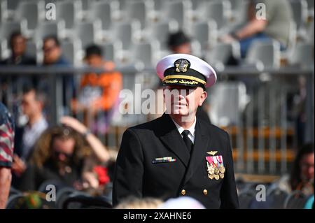 Frankreich. Juni 2024. Gedenkfeier zum 80. Jahrestag des D-Tages auf dem US-Friedhof in Colleville-sur-Mer, Frankreich. Soldaten vor der Zeremonie. 06.06.2024 Frankreich (Foto: Aleksy Witwicki/SIPA USA) Credit: SIPA USA/Alamy Live News Stockfoto