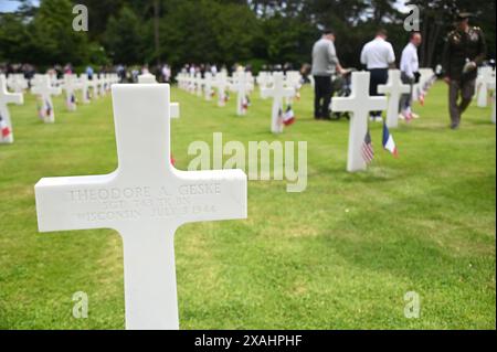 Frankreich. Juni 2024. US-Friedhof in der Nähe von Colleville-sur-Mer Normandie. 06.06.2024 Frankreich (Foto: Aleksy Witwicki/SIPA USA) Credit: SIPA USA/Alamy Live News Stockfoto