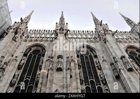 Mailänder Dom, Dom, Baubeginn 1386, Fertigstellung 1858, Mailand, Mailand, Mailand, Lombardei, Italien, Europa, detaillierte Nahaufnahme der gotischen Fassade Stockfoto