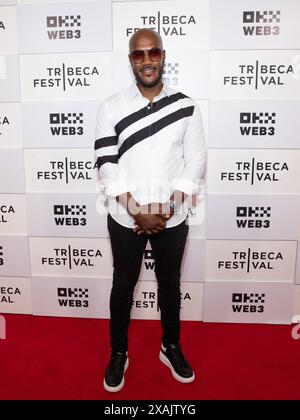Ny. Juni 2024. New York, NY, 06. Juni 2024. Errol Sadler bei Arranvals für GRUPPENTHERAPIE Weltpremiere beim Tribeca Festival 2024, OKX Theater im BMCC Tribeca Performing Arts Center, New York, NY, 06. Juni 2024. Quelle: Christina DeOrtentiis/Everett Collection/Alamy Live News Stockfoto