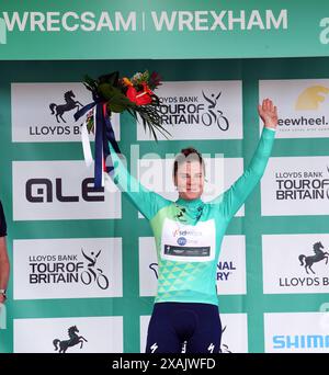 SD Worx-ProTime's Lotte Kopecky (grünes Trikot) und Fahrer, die den ...