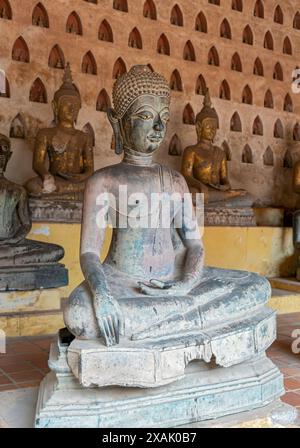 Buddha-Statue, Wat Si Saket oder Sisaket-Tempel, Vientiane, Laos Stockfoto