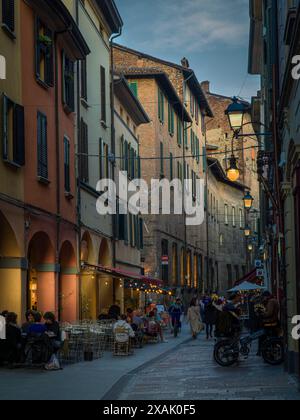 Italien, Bologna, Via delle Moline, Altstadt Stockfoto