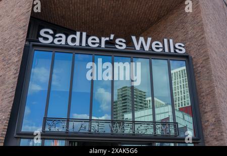 New Sadler's Wells Theater East Gebäude in Stratford, London, England, Großbritannien Stockfoto