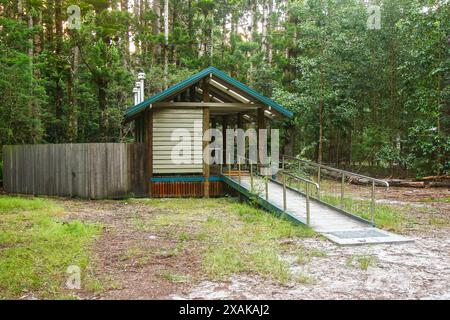 Central Station, das ehemalige Zentrum der Forstwirtschaft im Herzen des Regenwaldes von Fraser Island, der größten Sandinsel der Welt Stockfoto