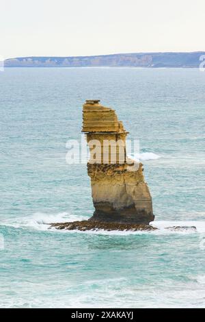 Einer der zwölf Apostel, eine Sammlung von Kalksteinen in der Tasmansee vor der Küste von Victoria, Australien Stockfoto