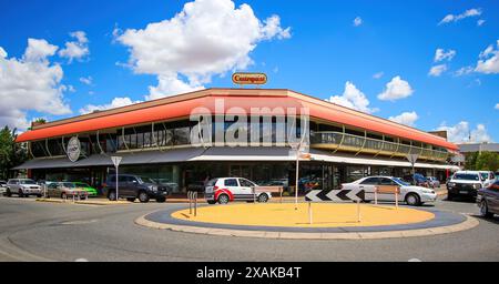 Centrepoint-Gebäude an der Hartley Street im Zentrum von Alice Springs, Northern Territory, Zentralaustralien Stockfoto