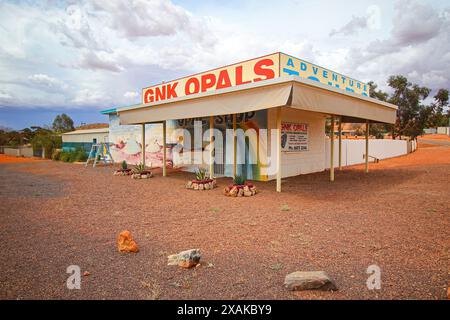 GNK Opal Shop in der Oliver Street in der Opal Bergbaustadt Coober Pedy im Outback von South Australia Stockfoto