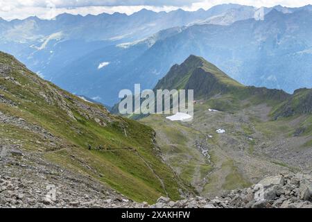 Europa, Österreich, Verwall, Tirol, Kappl, Blick vom Seßladjoch zur Niederelbehütte Stockfoto