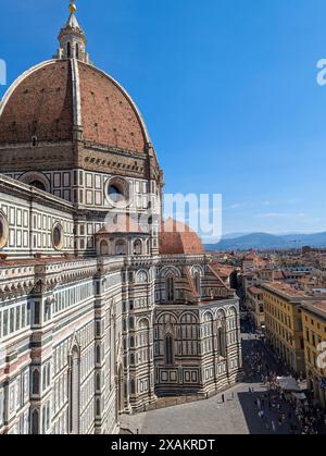 Die riesige Kathedrale und Kuppel der Kathedrale Santa Maria del Fiore in Florenz, Italien Stockfoto