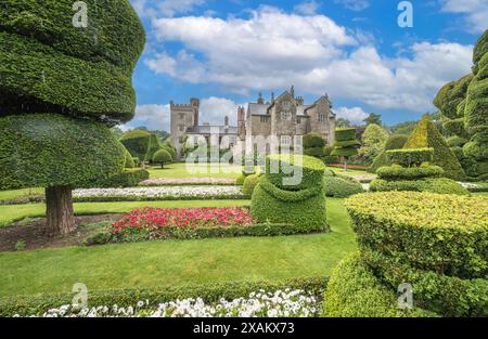 Gardens of Levens Hall, Levens, Cumbria, England, Großbritannien Stockfoto